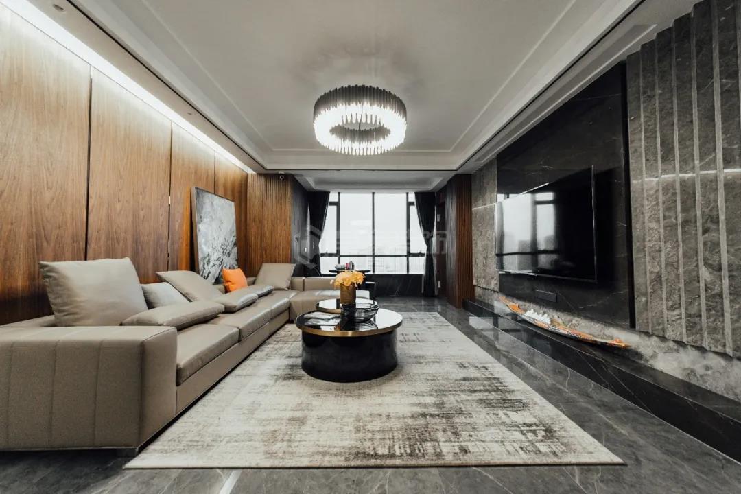 三代人的理想家：萬(wàn)益學(xué)府花園134㎡現(xiàn)代簡(jiǎn)約風(fēng)，搭配超出彩！