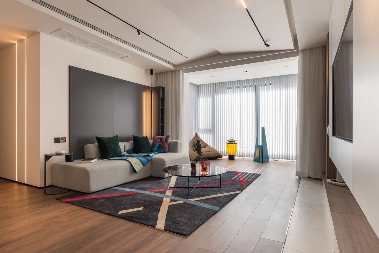 廈門 金都海尚國際 140㎡現(xiàn)代簡約風(fēng)，趣味和舒適一樣不落！