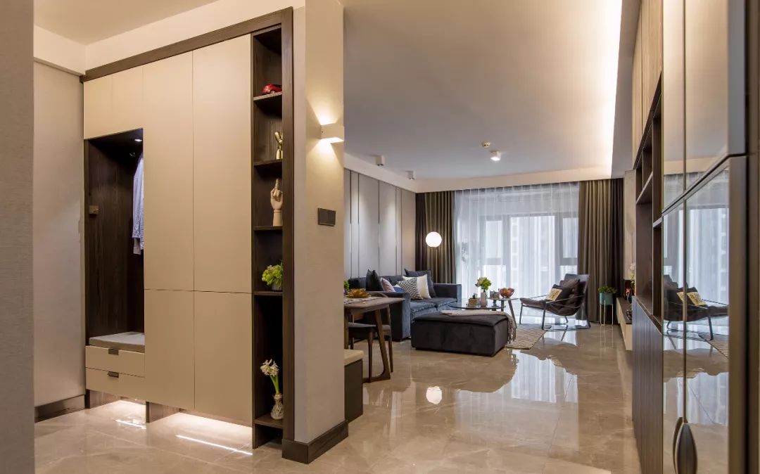 廈門海投天湖城102㎡現(xiàn)代輕奢風(fēng)，有錢就應(yīng)該這樣裝