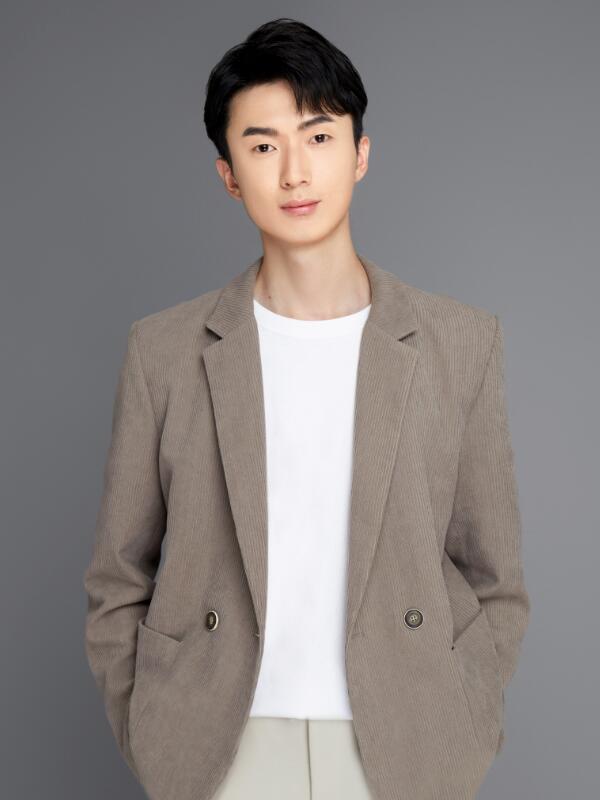 廈門(mén)國(guó)貿(mào)同悅140㎡現(xiàn)代簡(jiǎn)約，既有檔次又有精致